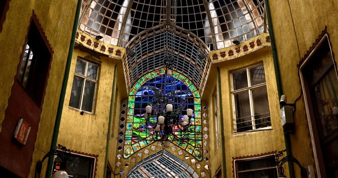 Scandal în Oradea: trei agenți de pază condamnați pentru că au scos cu forța un bărbat din Pasajul Vulturul Negru