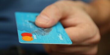 Băncile nu vor mai putea închide conturile clienților fără justificare clară și dovezi solide