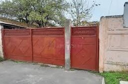 Tâlhărie șocantă în Bihor: Femeie de 85 de ani îmbrâncită și jefuită! Ce pedeapsă a primit agresorul