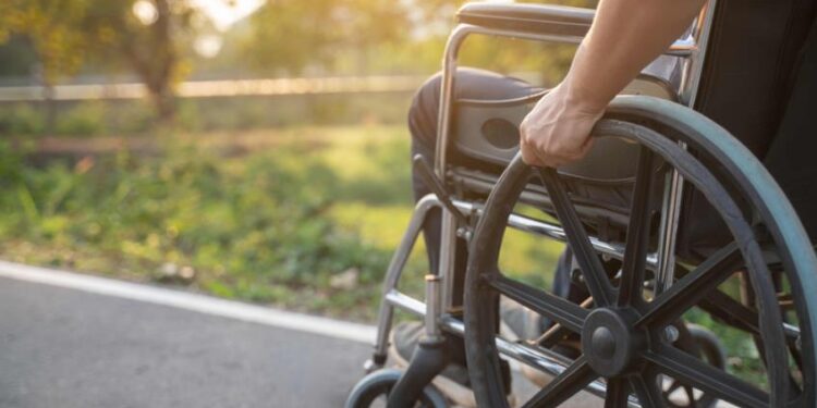 Lovitură pentru beneficiarii de ajutoare: sute de dosare de handicap anulate și verificări în toată țara