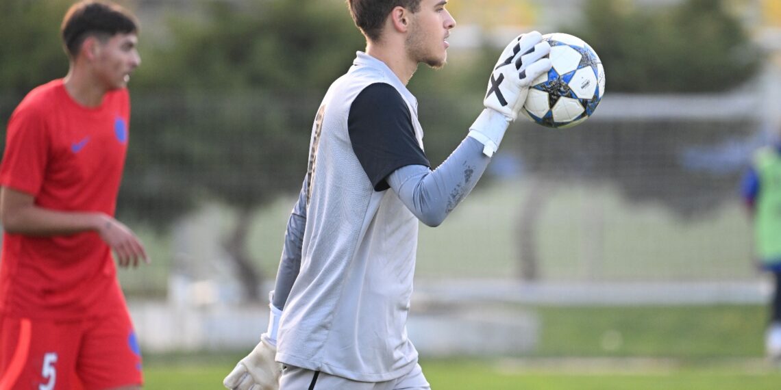 Ordin de la palat: Apără Matei Popa!