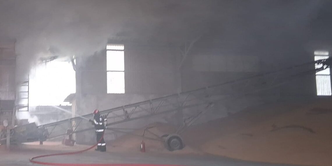 Patru incendii în județul Bihor, în doar 13 ore. Pompierii au intervenit în Săcueni, Oradea, Ștei și Nucet