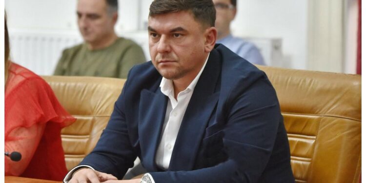 AUR Bihor contestă în instanță majorările de taxe și impozite din UAT-urile din judeţ