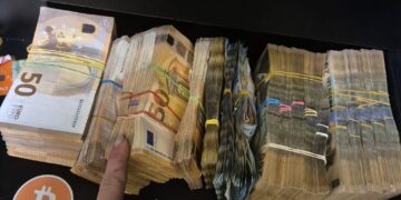 DIICOT investighează o platformă online suspectată că facilita contractarea de asasini, într-o anchetă internațională cu legături în România