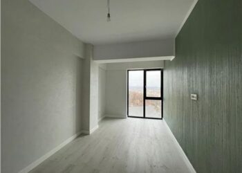 Nu mai cumperi „din broșură”: statul vine cu reguli dure pe piața imobiliară