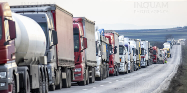 Pedeapsă cu executare într-un dosar de amploare din transporturi: peste 4 ani de închisoare pentru orădeanul acuzat că a înșelat zeci de firme din țară