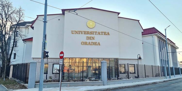 Universitatea din Oradea contribuie la dezvoltarea Centrului Multiregional de Inovare și Tehnologie printr-un proiect strategic în domeniul mobilierului inovativ