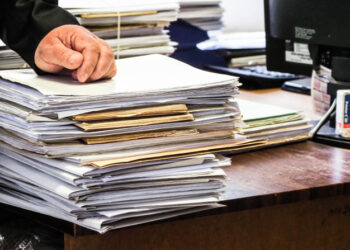 UNBR trage semnalul de alarmă în reforma justiției: „Nu sacrificați dreptul la apărare pentru viteză!”