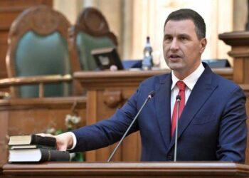 UDMR ia în calcul rămânerea la guvernare dacă vor fi reduse taxele locale