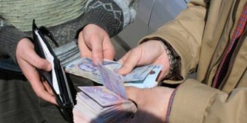 Camăta în floare și frica la ușă: dobânzi de 100% și scandaluri pentru bani, final în instanță