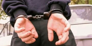 Dragoste sau abuz? Minoră devenită mamă după o relație cu un bărbat major