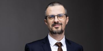 Av. Dan-Sebastian Chertes intră în cursa pentru Baroul Cluj: de la transparență la inteligență artificială. Vă prezentăm programul de candidatură