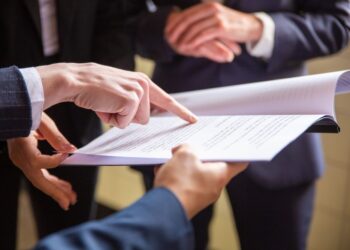 Anchetat penal nu înseamnă exclus: decizie de neconstituționalitate care schimbă regulile în achiziții publice