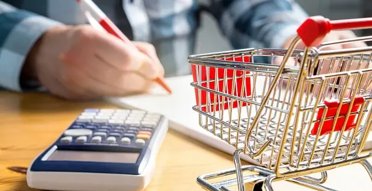 Guvernul pregătește plafonarea tuturor prețurilor la alimente dacă inflația trece de 5%