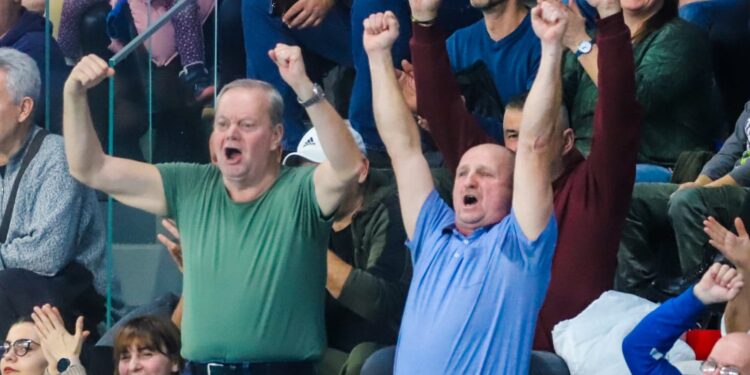 Antrenorii Cristian Achim și Erik Lincar, alături de conducătorii de cluburi și sportivi i-au susținut pe poloiști